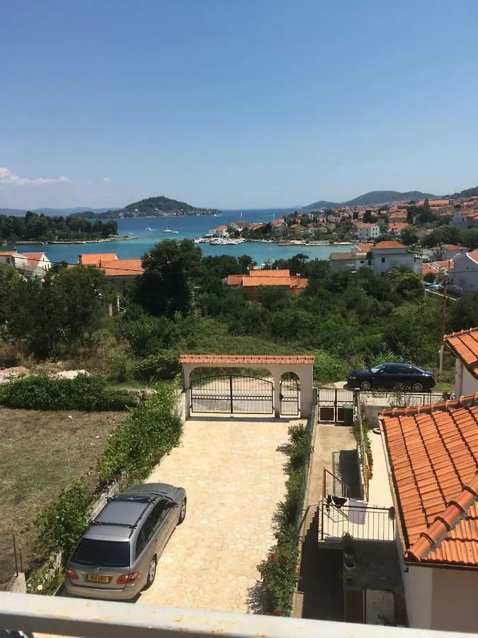 Apartament Apart Mani Di Lauro Preko
